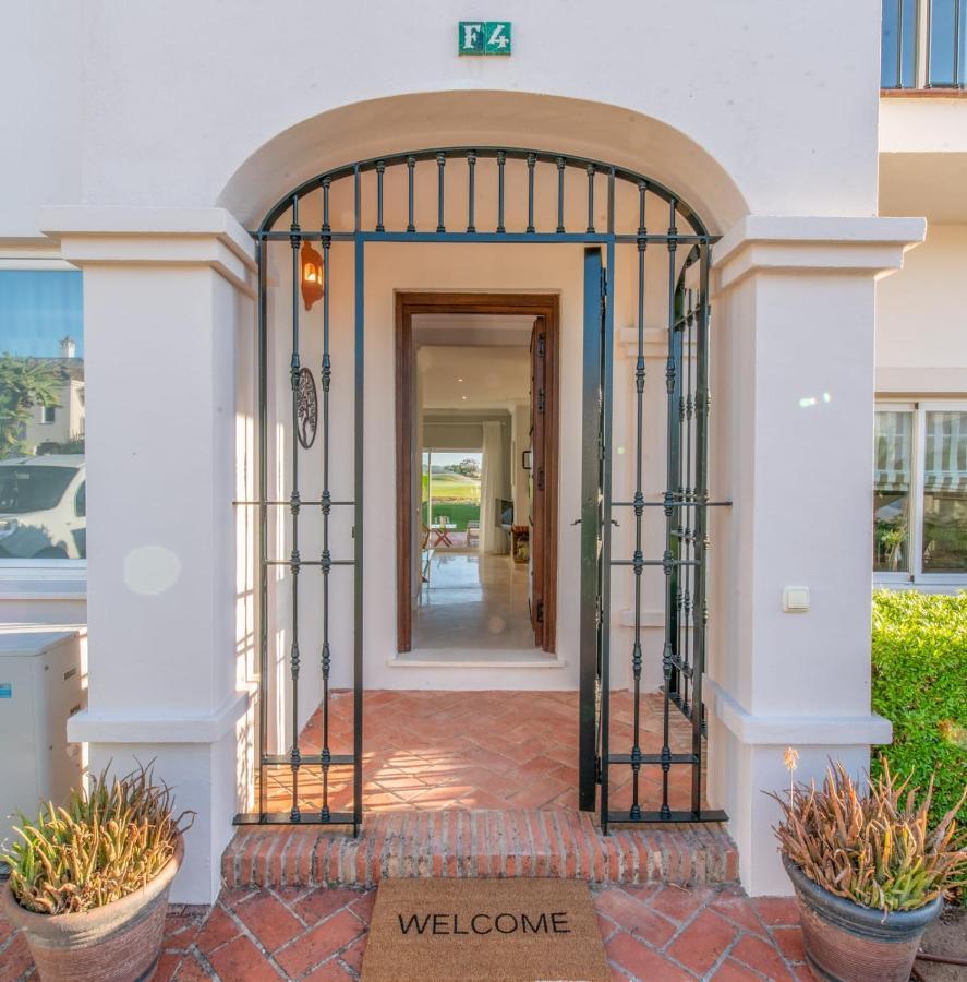 Arcos Gardens - The Townhouse - Luxury Accommodation アルコス・デ・ラ・フロンテーラ エクステリア 写真